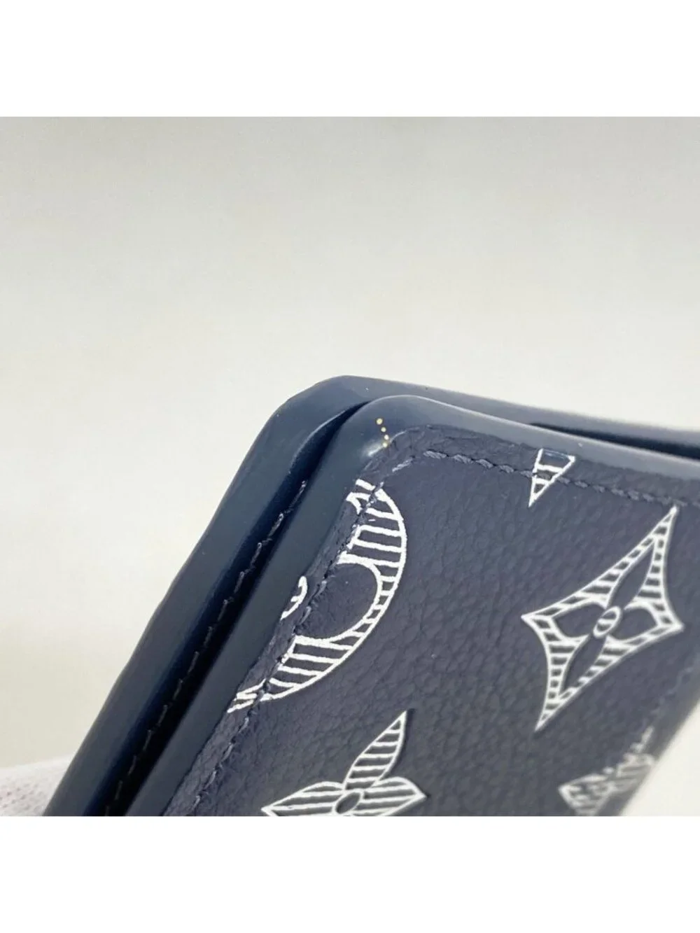 Louis Vuitton Card Case Monogram Shadow Organizer de Poche Blue Marine